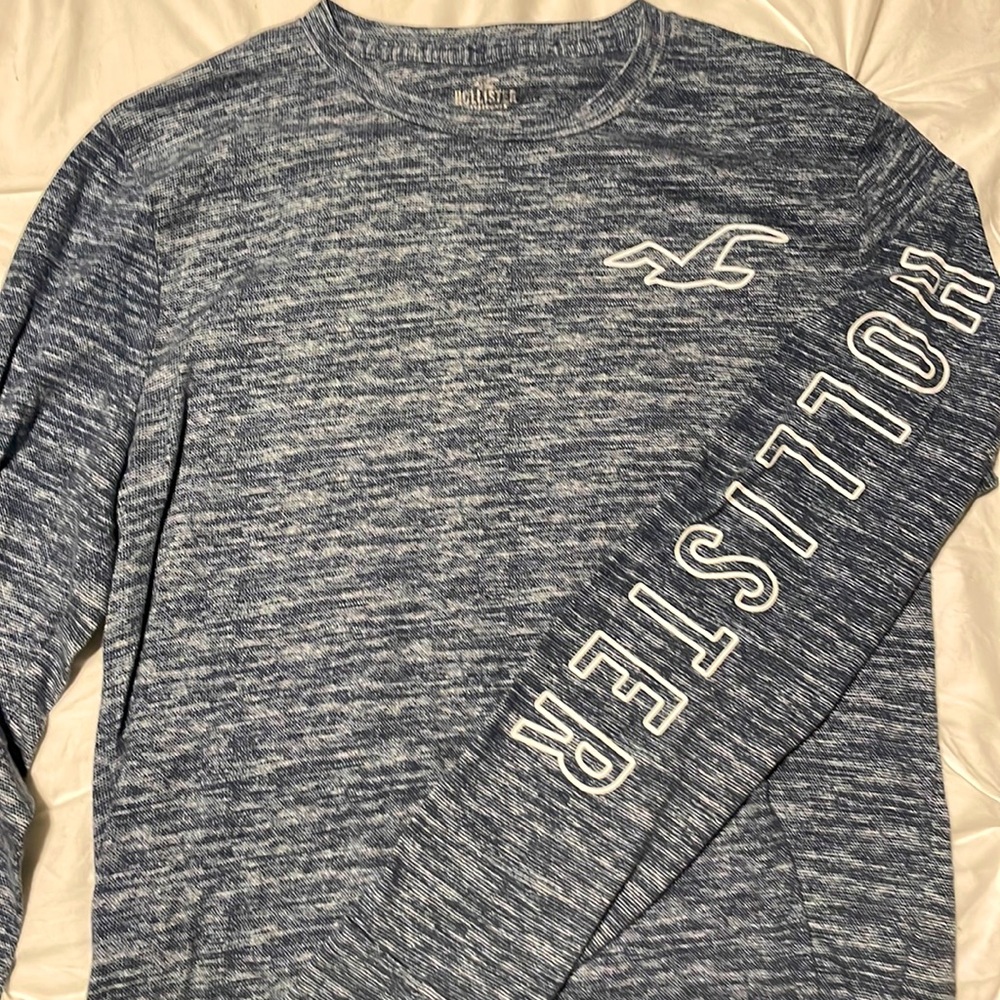 hollister long sleeve 🤍